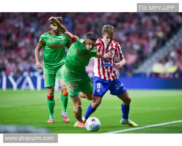 当前世界足球第二号球星是谁他的竞技表现与未来前景分析