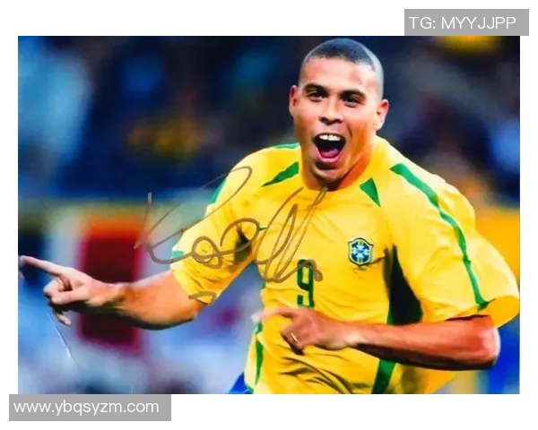 牙缝足球传奇：探索以牙有缝为标志的球星生涯与魅力