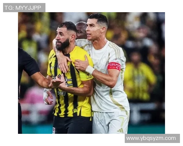 足球球星低调租房生活方式引发球迷热议与城市居住话题关注