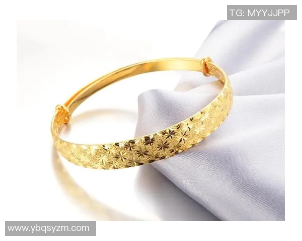 足球球星吊坠精选款式与价格汇总精美设计尽显魅力